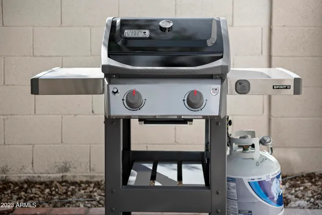 $4,000 | 1143 East Amberwood Drive, Phoenix, AZ 85048