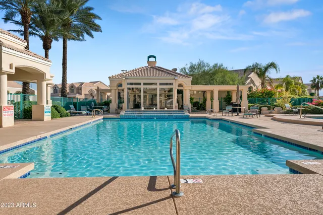 $4,000 | 1143 East Amberwood Drive, Phoenix, AZ 85048