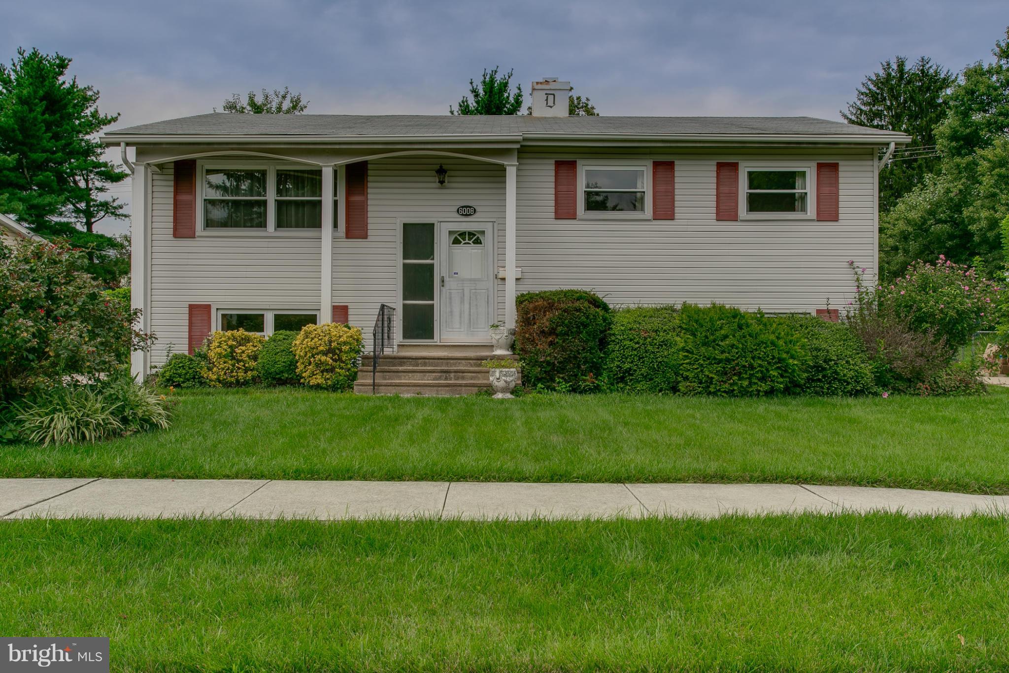 6008 Chesworth Road Baltimore, MD 21228 - Photo 1 of 25 Exterior (Front)