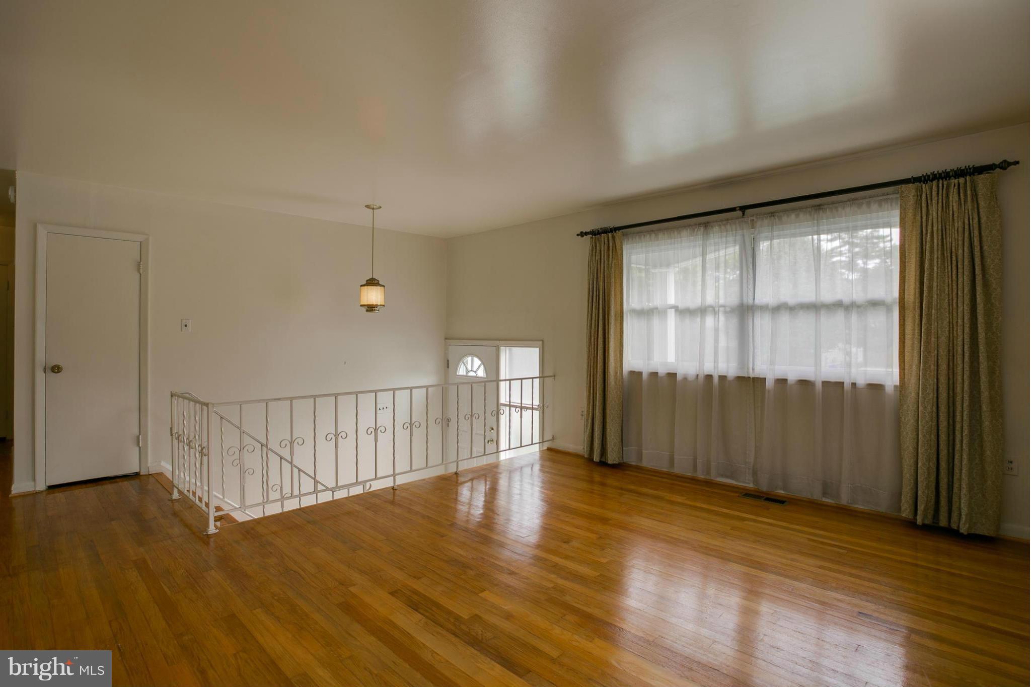 6008 Chesworth Road Baltimore, MD 21228 - Photo 17 of 25 Bedroom