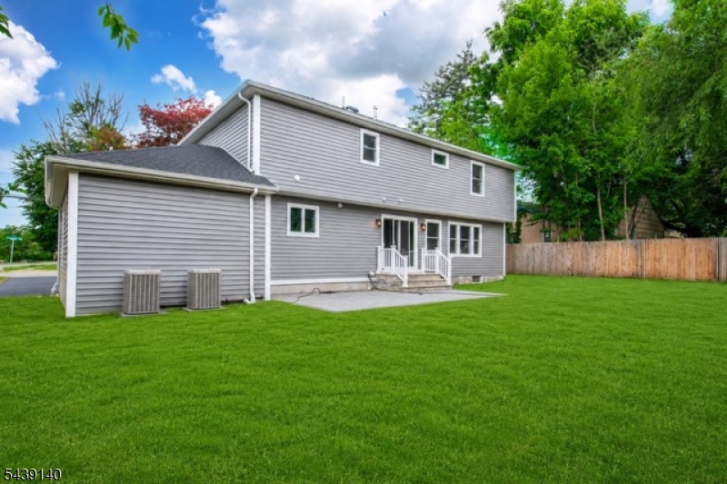 90 Ludlow Road Parsippany, NJ 07054 - Photo 30 of 31
