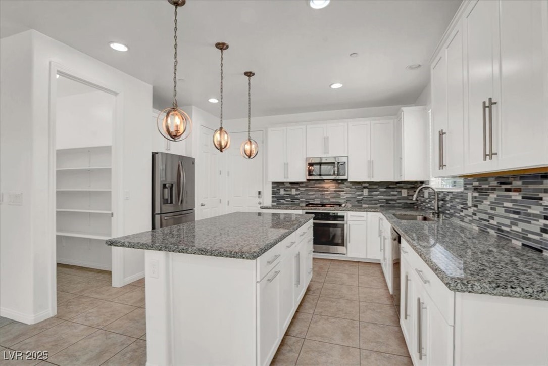 348 Andy Wheeler Drive Henderson, NV 89011 - Photo 13 of 42 Gallery Image 13