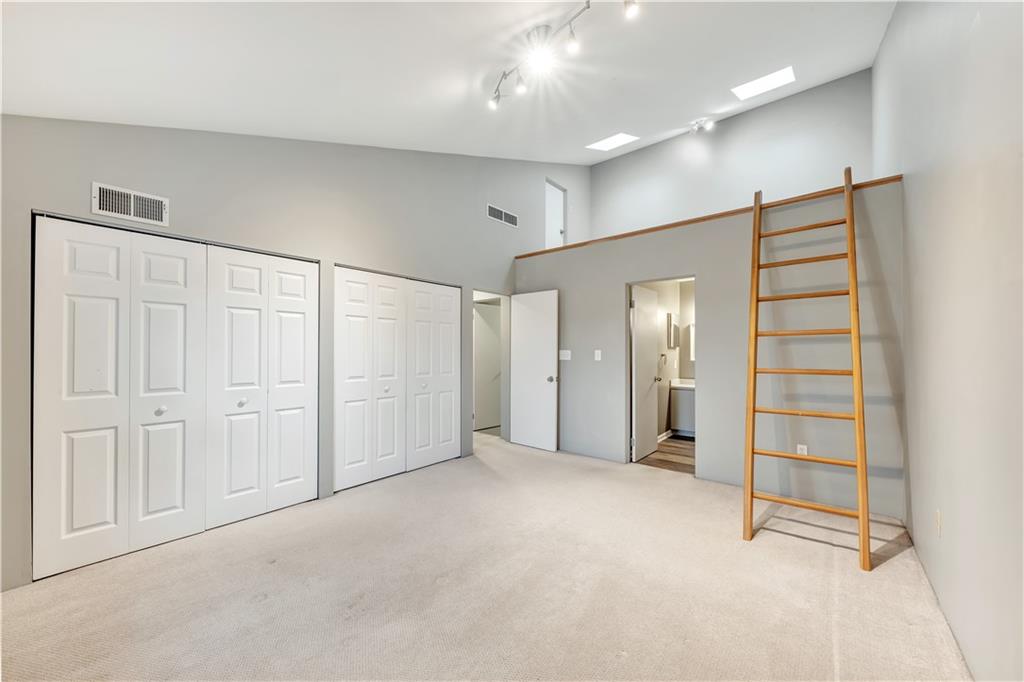 2403 Kenzie Road Pittsburgh, PA 15205 - Photo 11 of 25 Gallery Image 11
