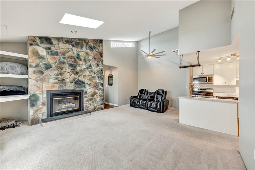 2403 Kenzie Road Pittsburgh, PA 15205 - Photo 3 of 25 Gallery Image 3