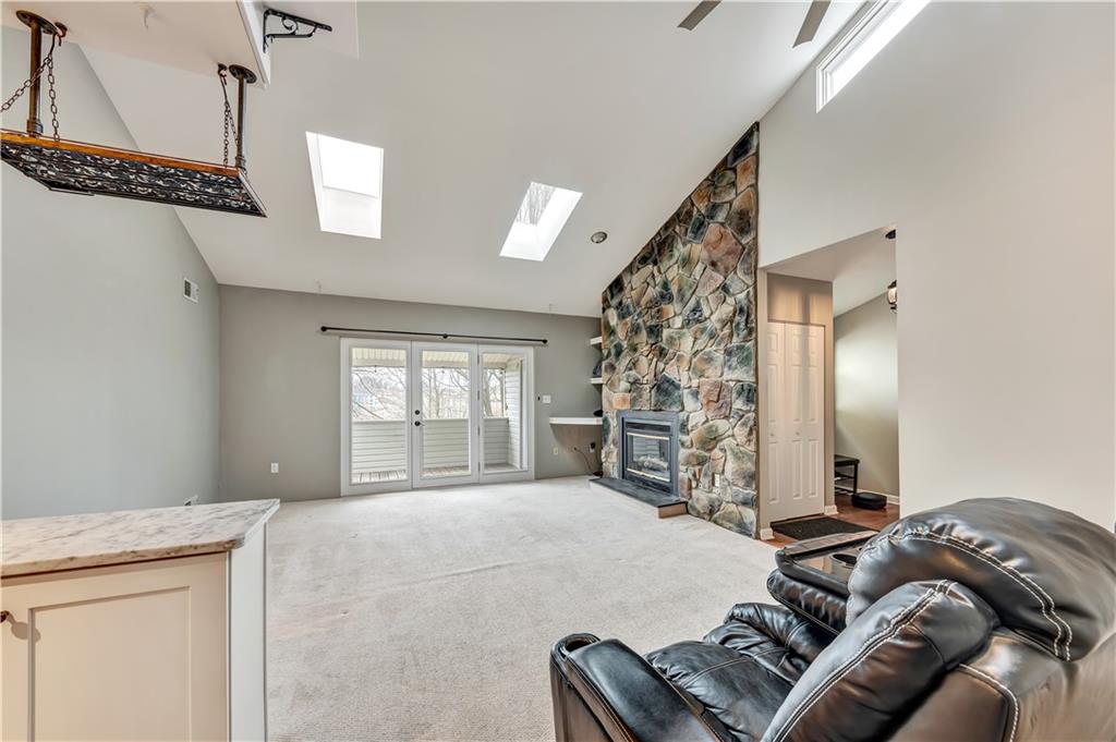 2403 Kenzie Road Pittsburgh, PA 15205 - Photo 5 of 25 Gallery Image 5