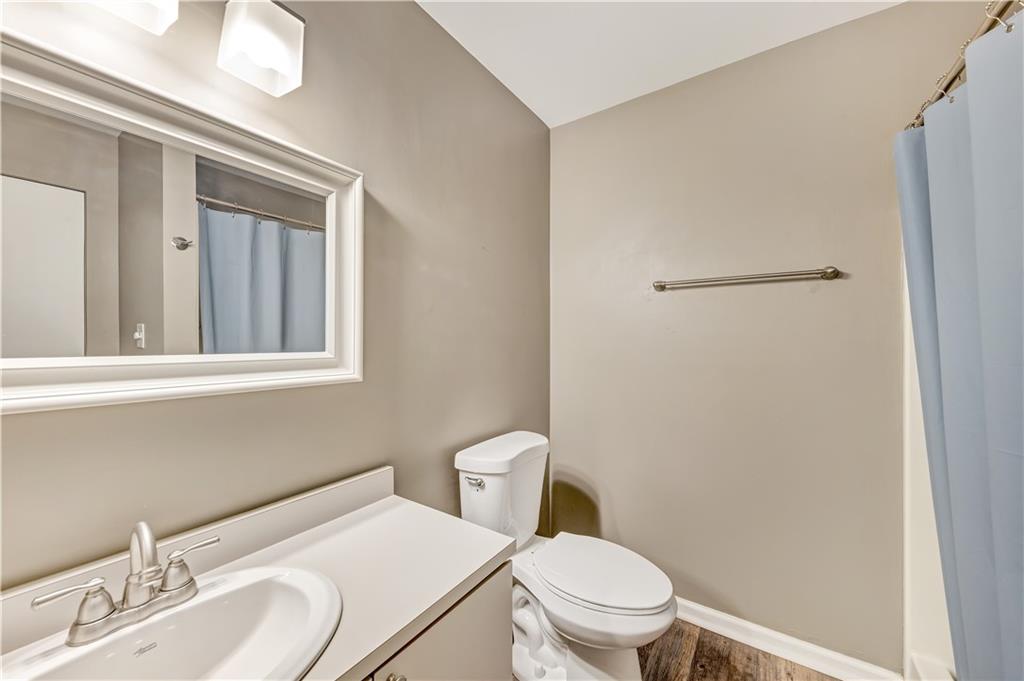 2403 Kenzie Road Pittsburgh, PA 15205 - Photo 10 of 25 Gallery Image 10