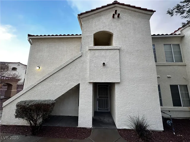 $1,700 | 698 South Racetrack Road, Unit 1114, Henderson, NV 89015