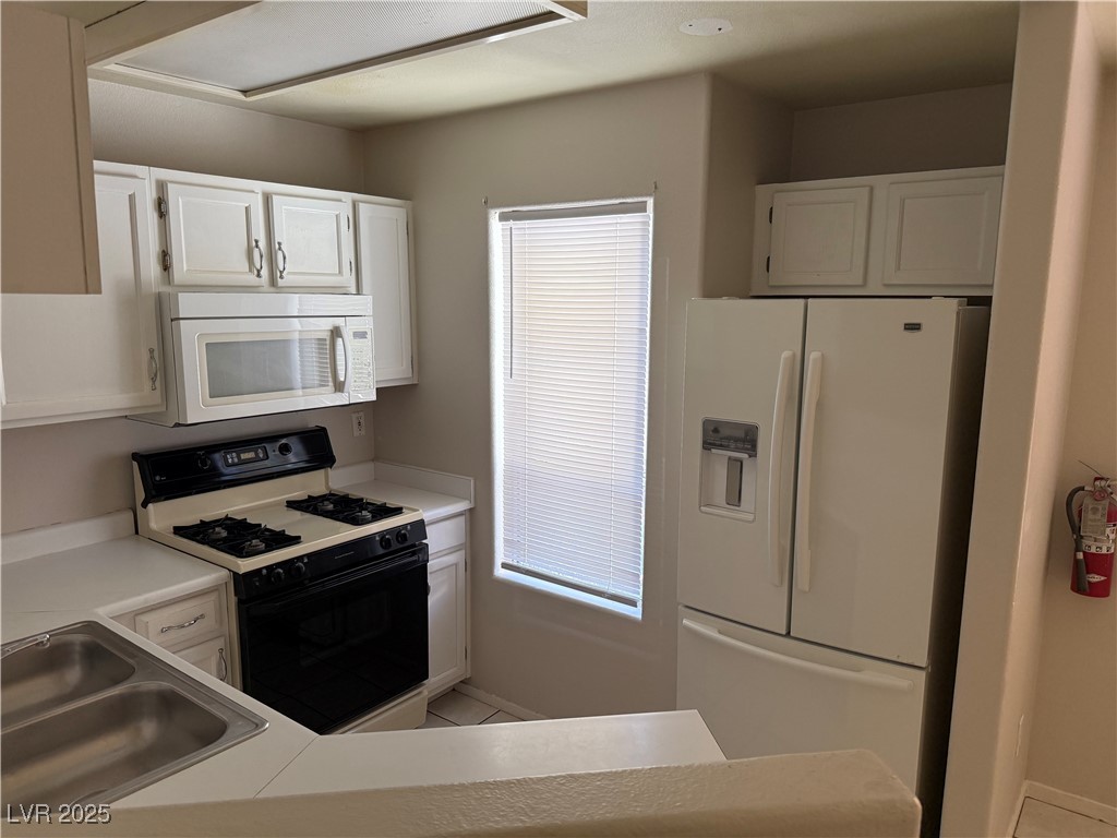 698 South Racetrack Road, Unit 1114 Henderson, NV 89015 - Photo 4 of 17