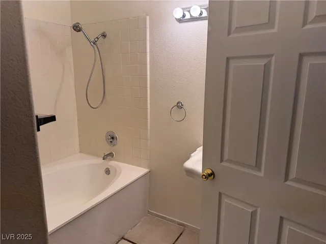 $1,700 | 698 South Racetrack Road, Unit 1114, Henderson, NV 89015