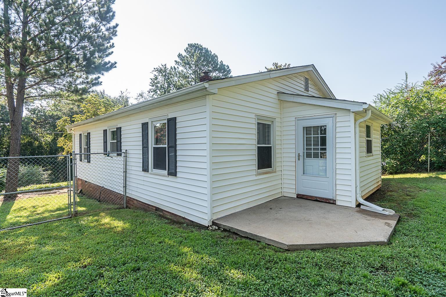 611 Old Cedar Rock Road Easley, SC 29640 - Photo 22 of 25