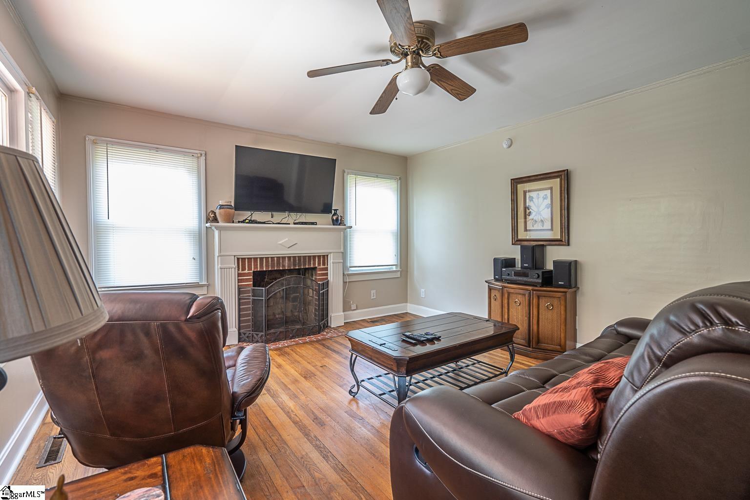 611 Old Cedar Rock Road Easley, SC 29640 - Photo 4 of 25