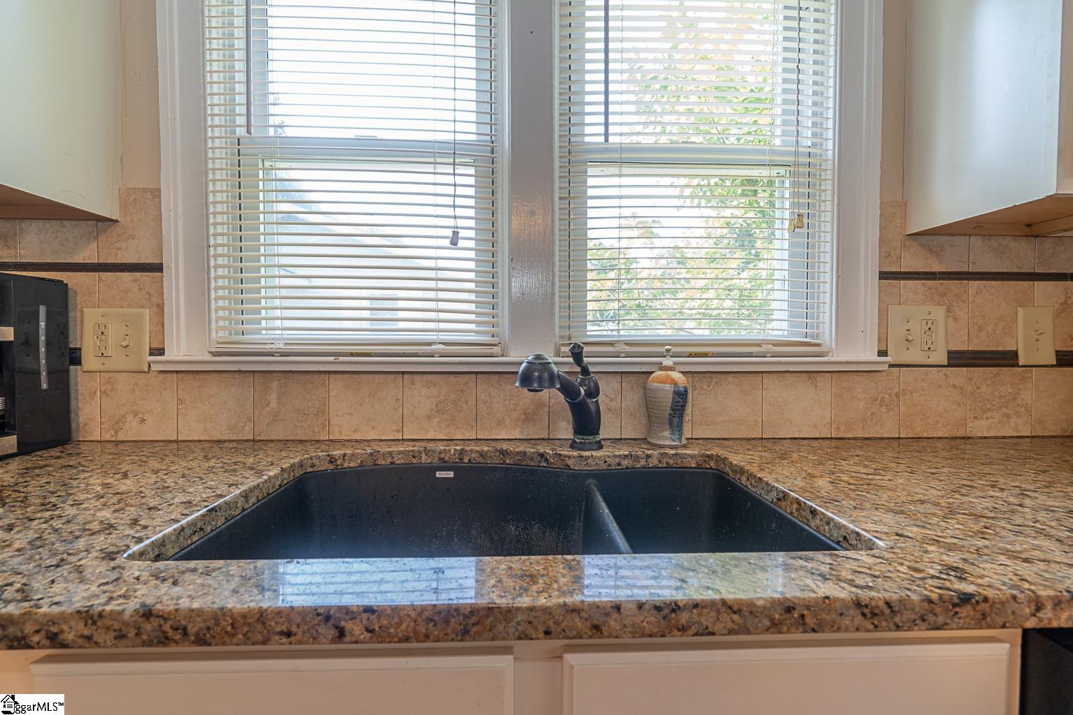 611 Old Cedar Rock Road Easley, SC 29640 - Photo 8 of 25