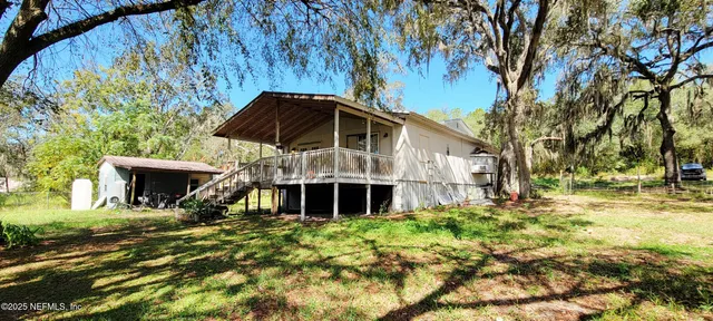 $110,000 | 279 North Cooper Lake Drive, Interlachen, FL 32148