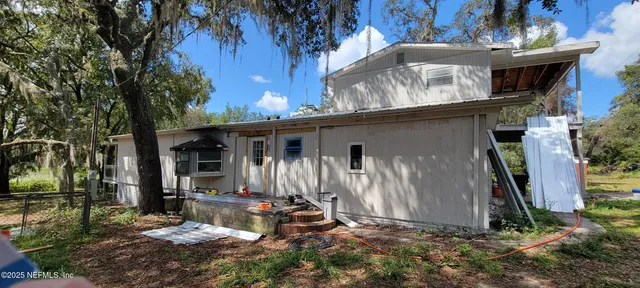 $110,000 | 279 North Cooper Lake Drive, Interlachen, FL 32148