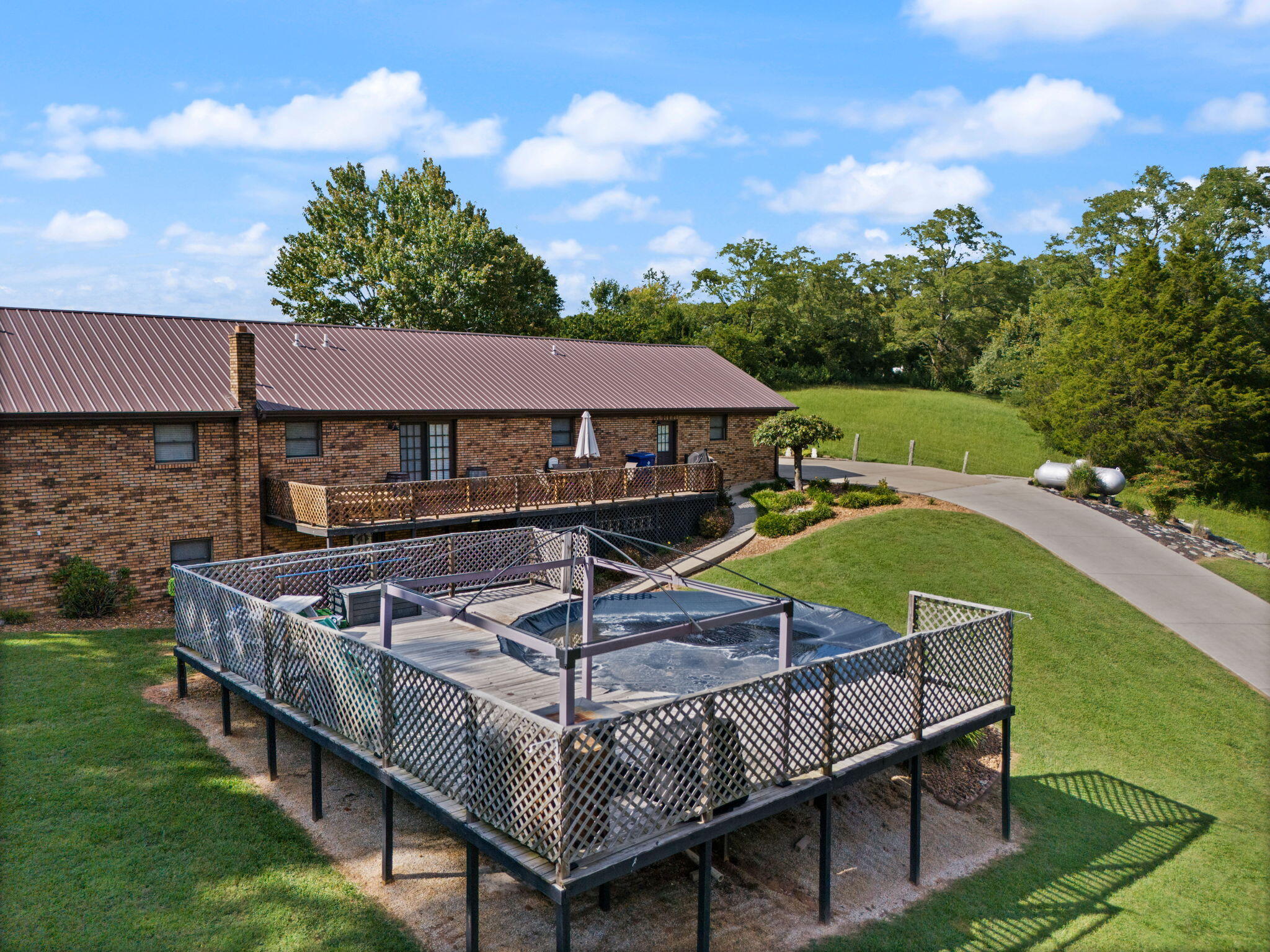 501 East Todd Road Science Hill, KY 42553 - Photo 63 of 98 Back Deck & Pool