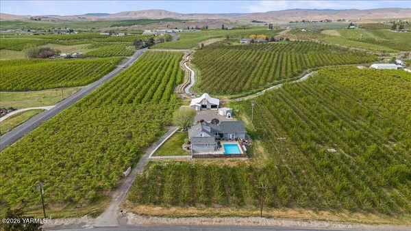 $727,000 | 31 Gilbert Road, Zillah, WA 98953