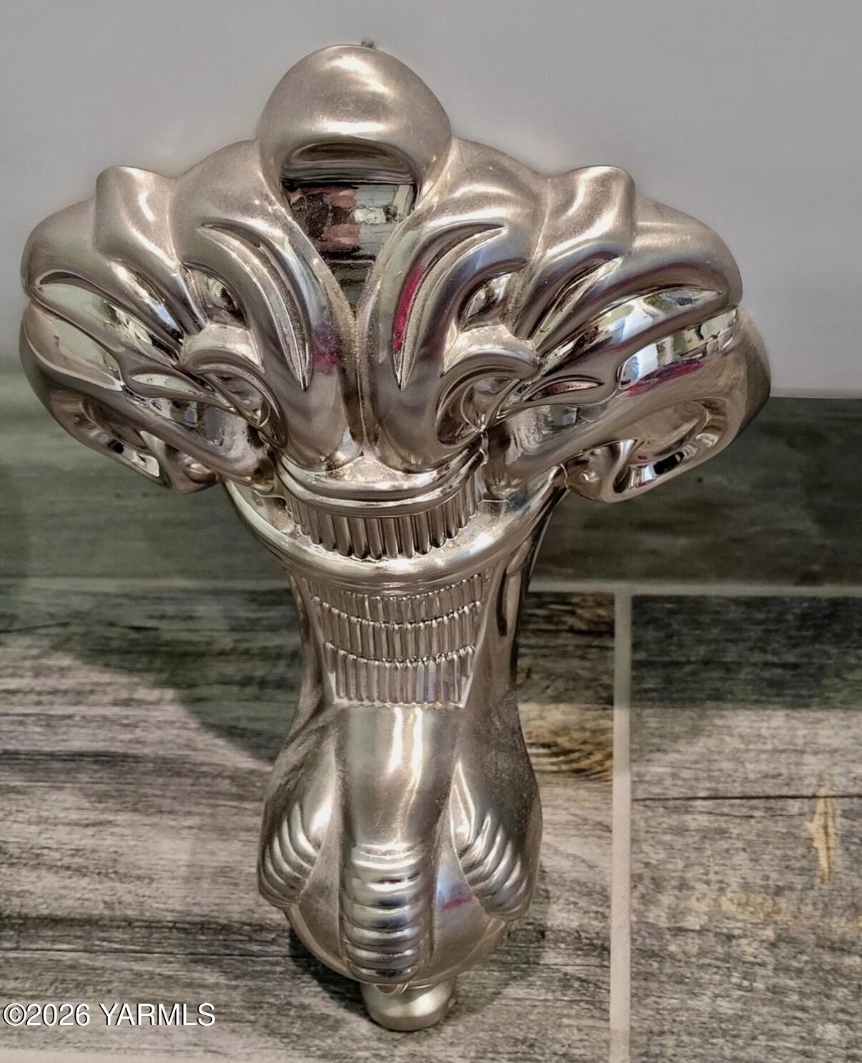 31 Gilbert Road Zillah, WA 98953 - Photo 30 of 59 Claw Foot Garden Tub