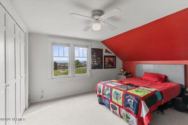 $727,000 | 31 Gilbert Road, Zillah, WA 98953