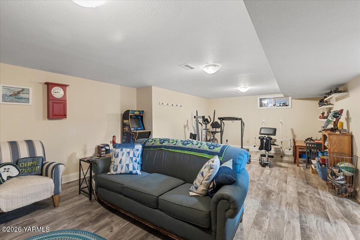 31 Gilbert Road Zillah, WA 98953 - Photo 42 of 59 Lower Recreation Area