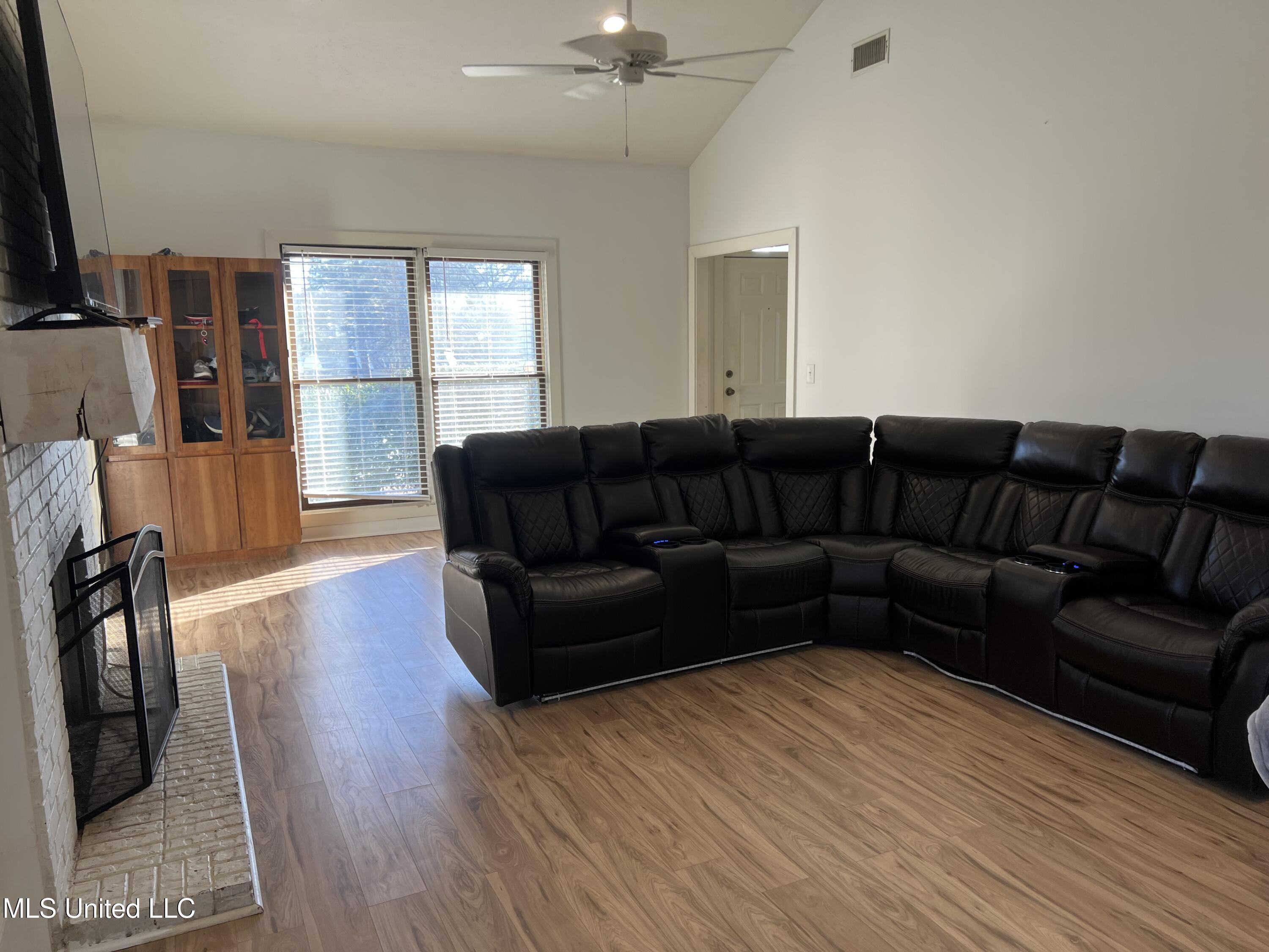 646 Bryceland Boulevard Ridgeland, MS 39157 - Photo 7 of 25 IMG_2370