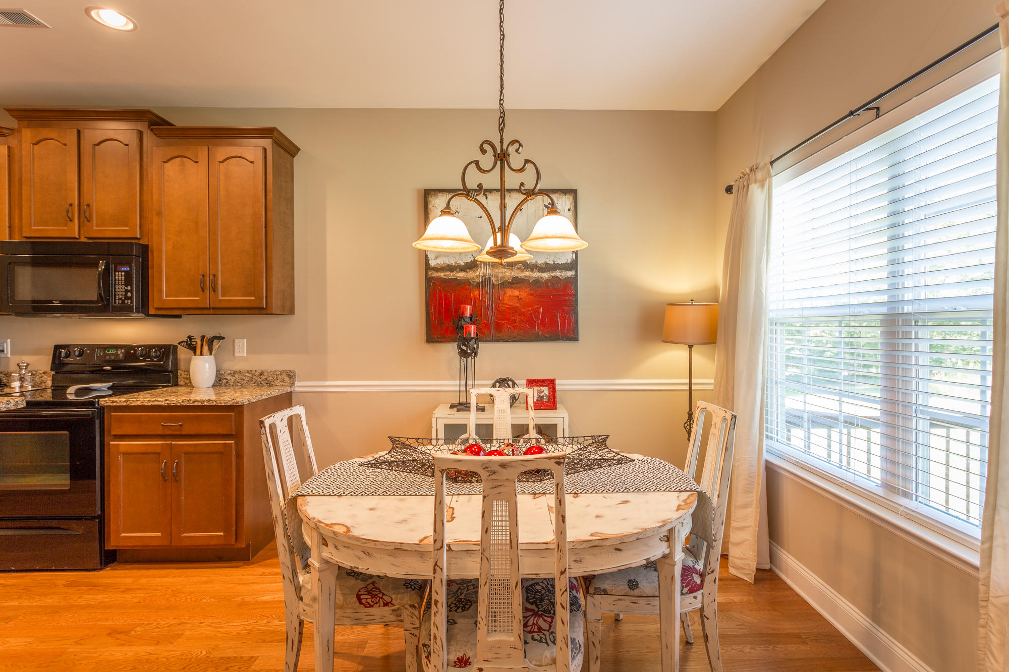 8645 Blanche Road Ooltewah, TN 37363 - Photo 14 of 46 Eat-in area