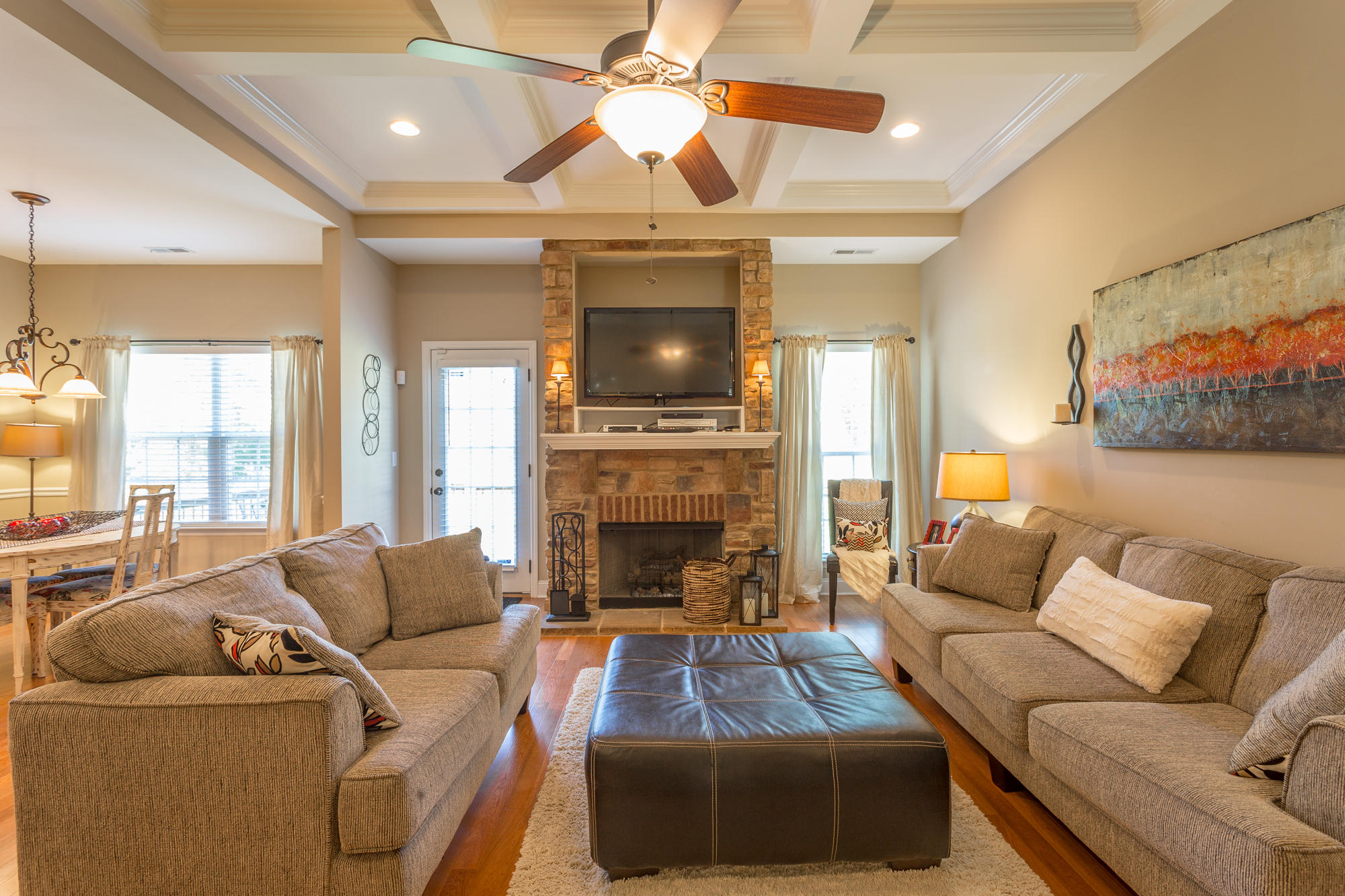 8645 Blanche Road Ooltewah, TN 37363 - Photo 8 of 46 Living room
