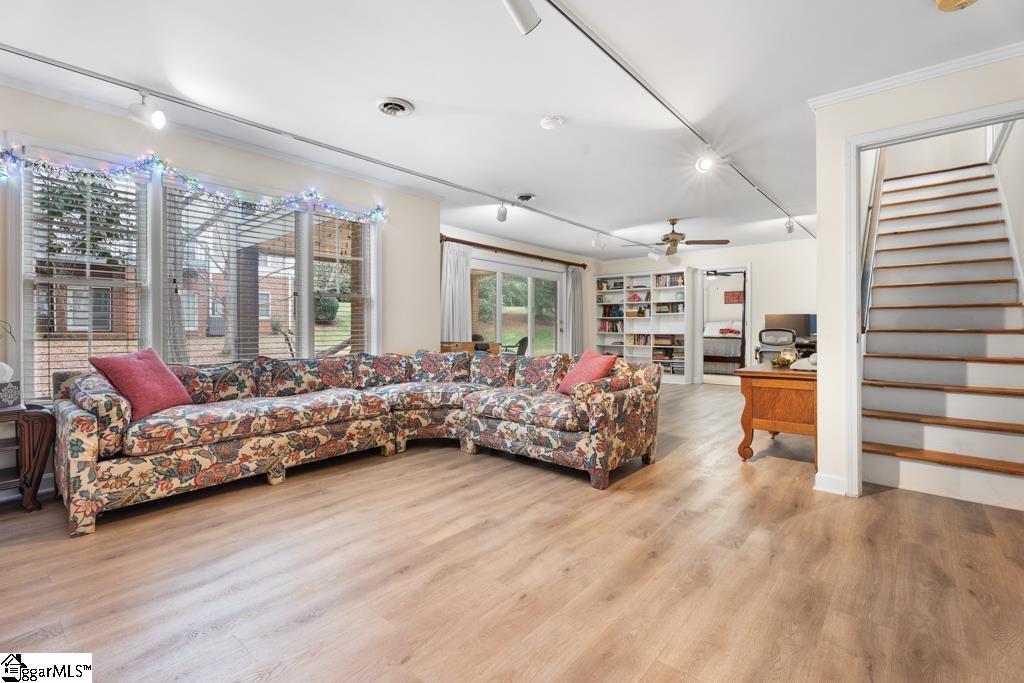 1207 Shadow Way Greenville, SC 29615 - Photo 26 of 49