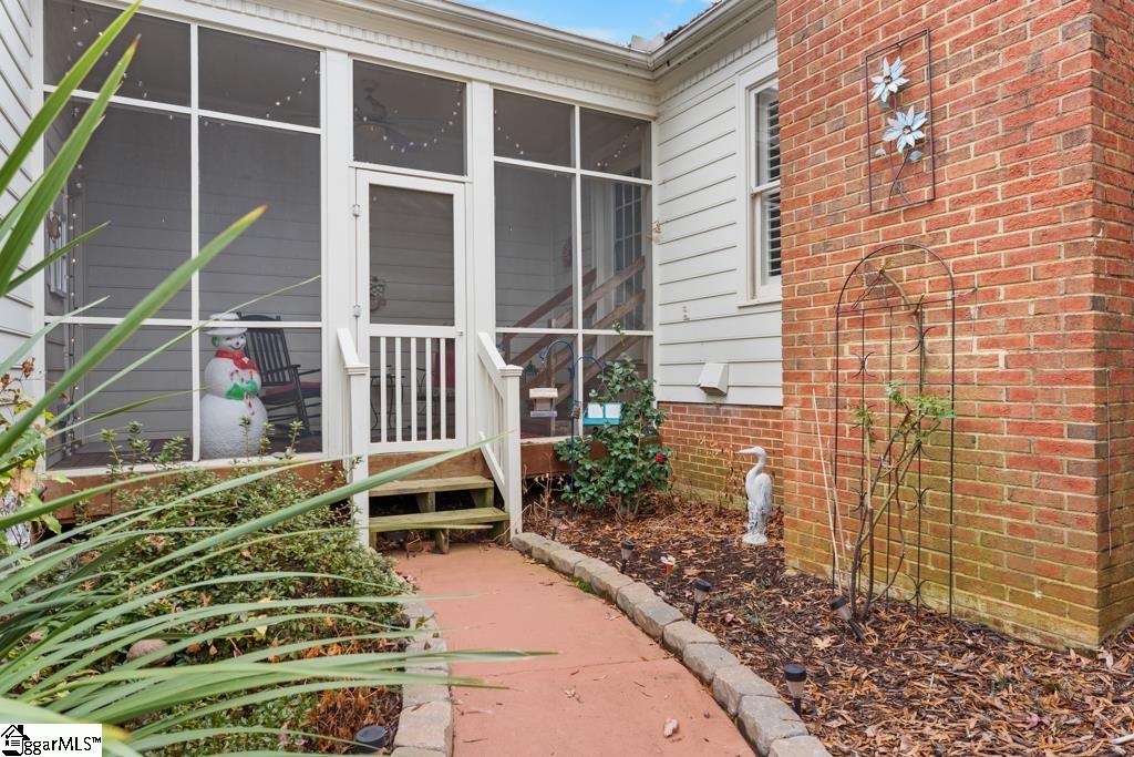 1207 Shadow Way Greenville, SC 29615 - Photo 4 of 49