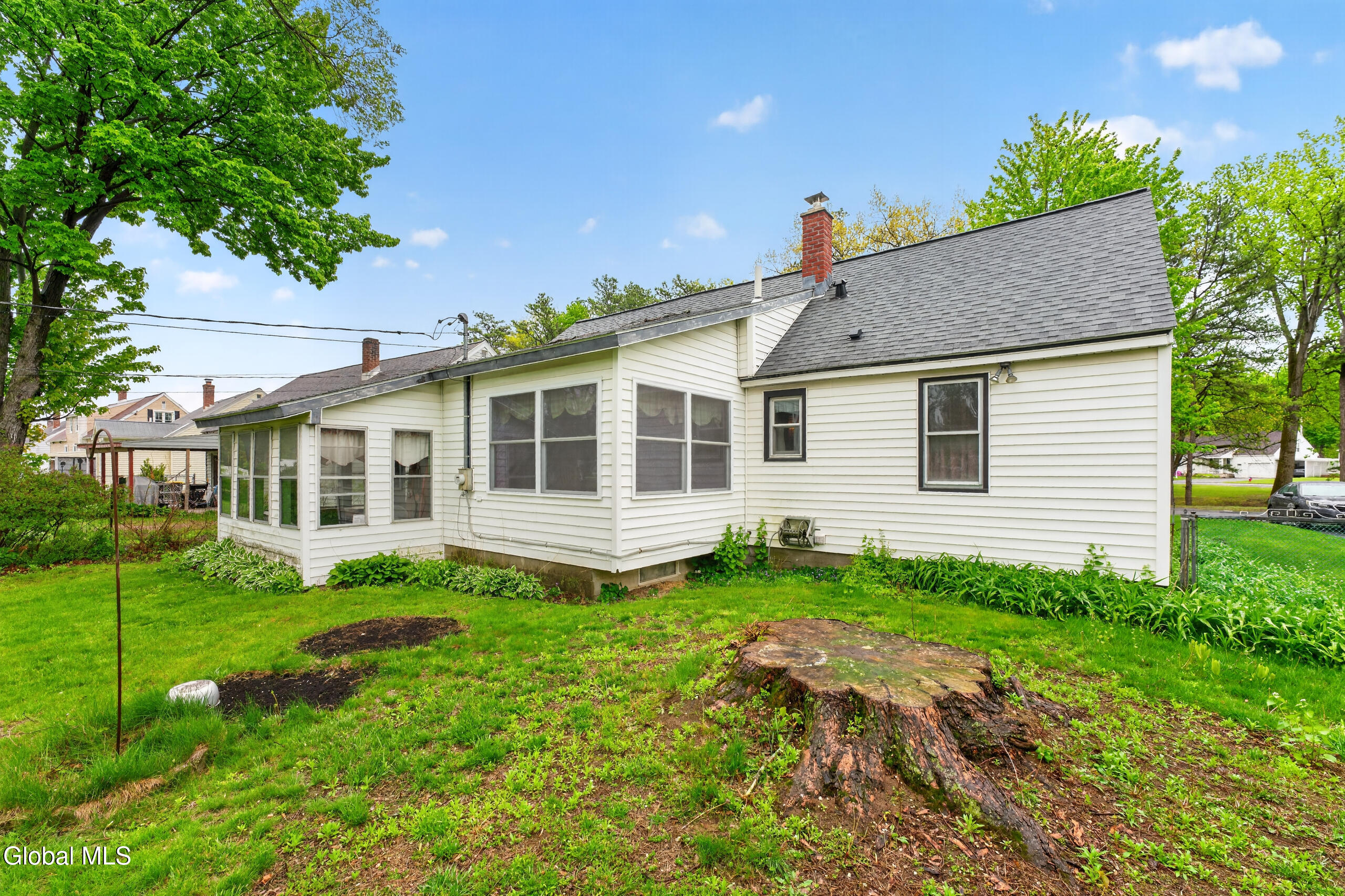 1026 Dudley Road Rotterdam, NY 12303 - Photo 34 of 38 Yard 5
