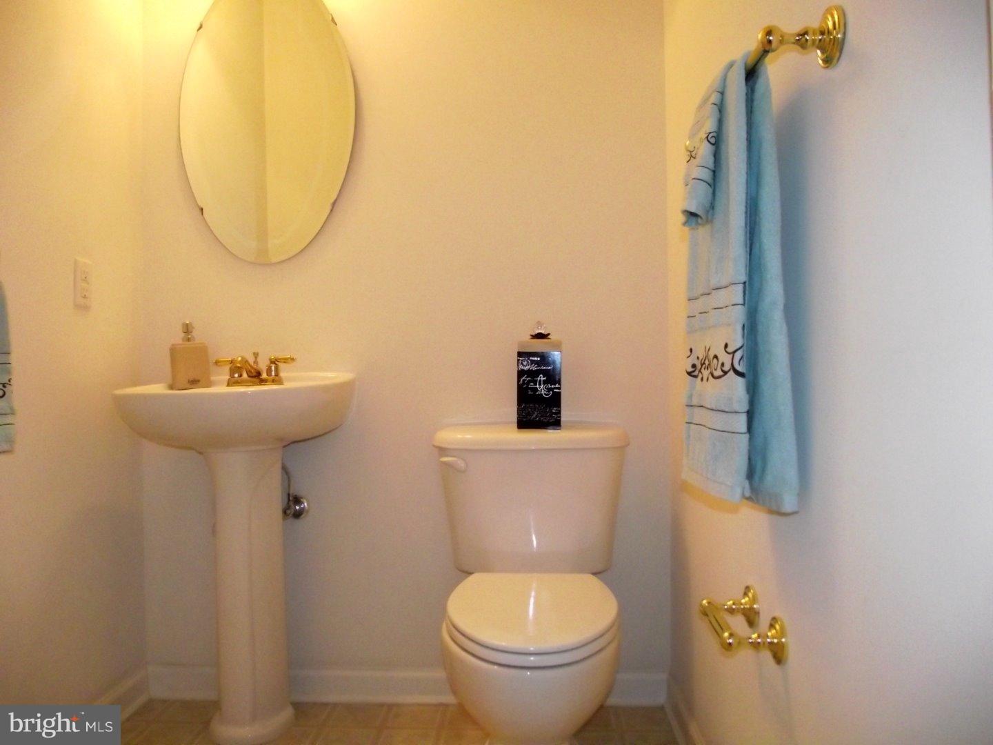 61 Millstream Road Pine Hill, NJ 08021 - Photo 9 of 19 Half Bath