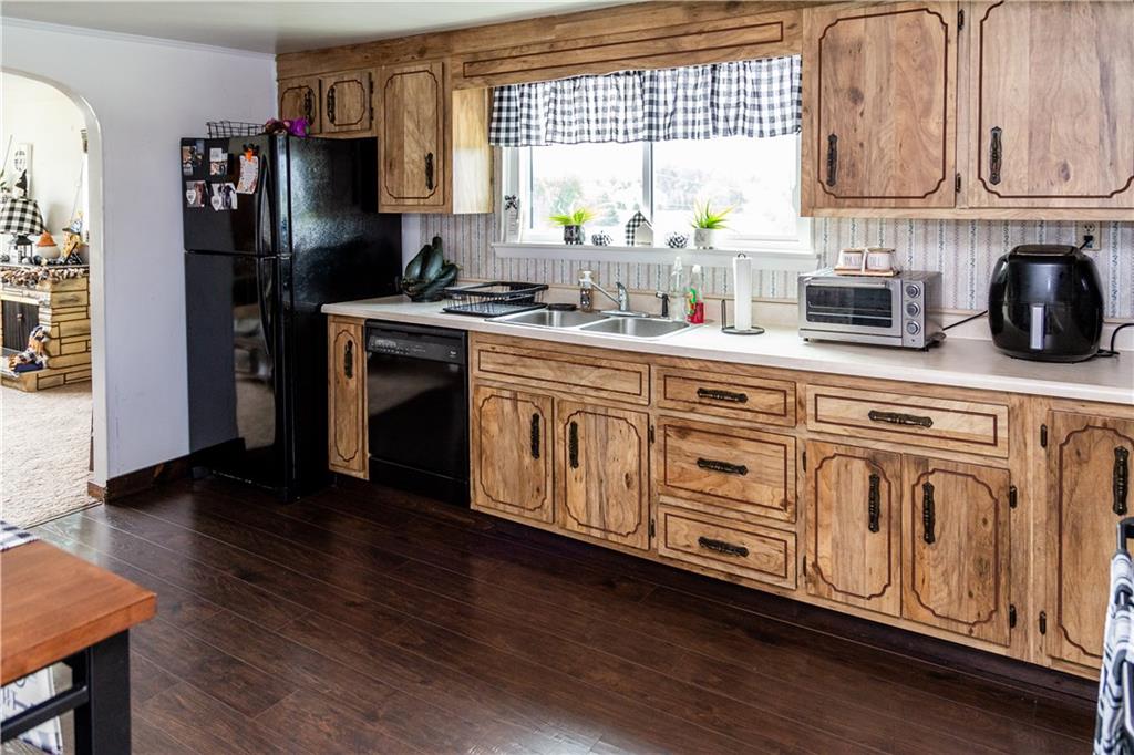 2605 Slope Hill Road Mount Pleasant, PA 15666 - Photo 7 of 18 Gallery Image 7