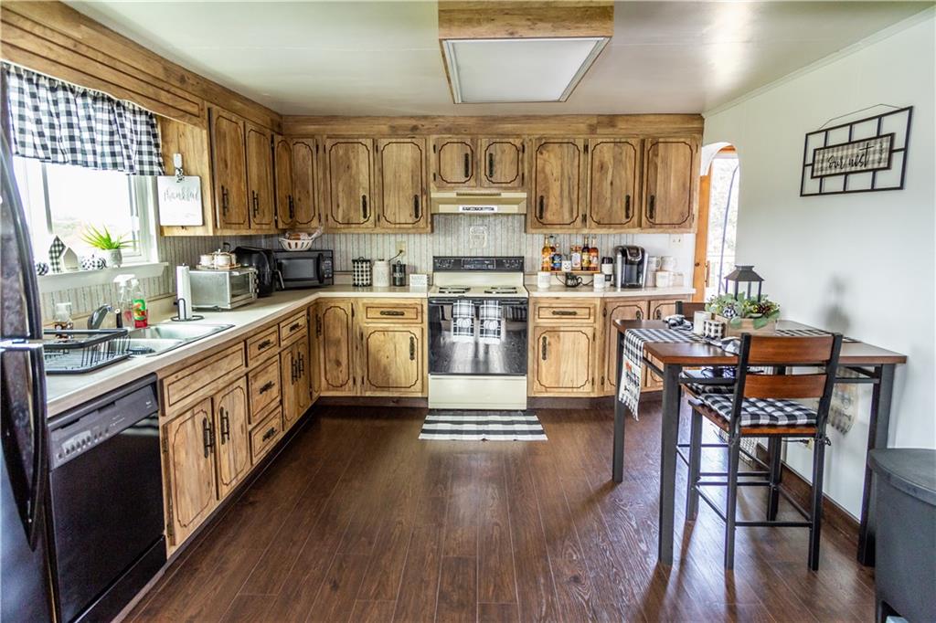 2605 Slope Hill Road Mount Pleasant, PA 15666 - Photo 8 of 18 Gallery Image 8
