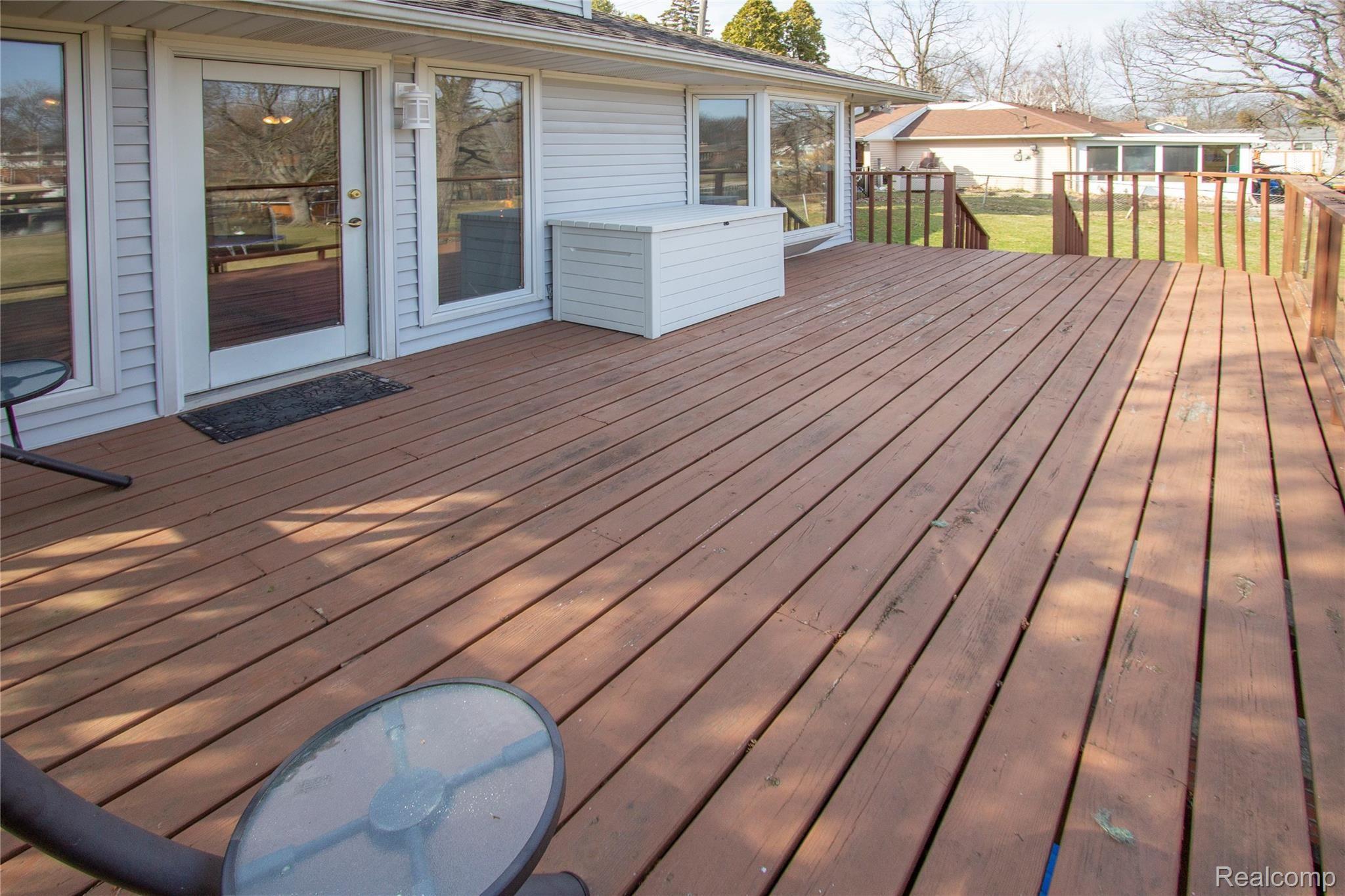 21645 Thorofare Road Grosse Ile, MI 48138 - Photo 26 of 28 Thorofare_26.jpg