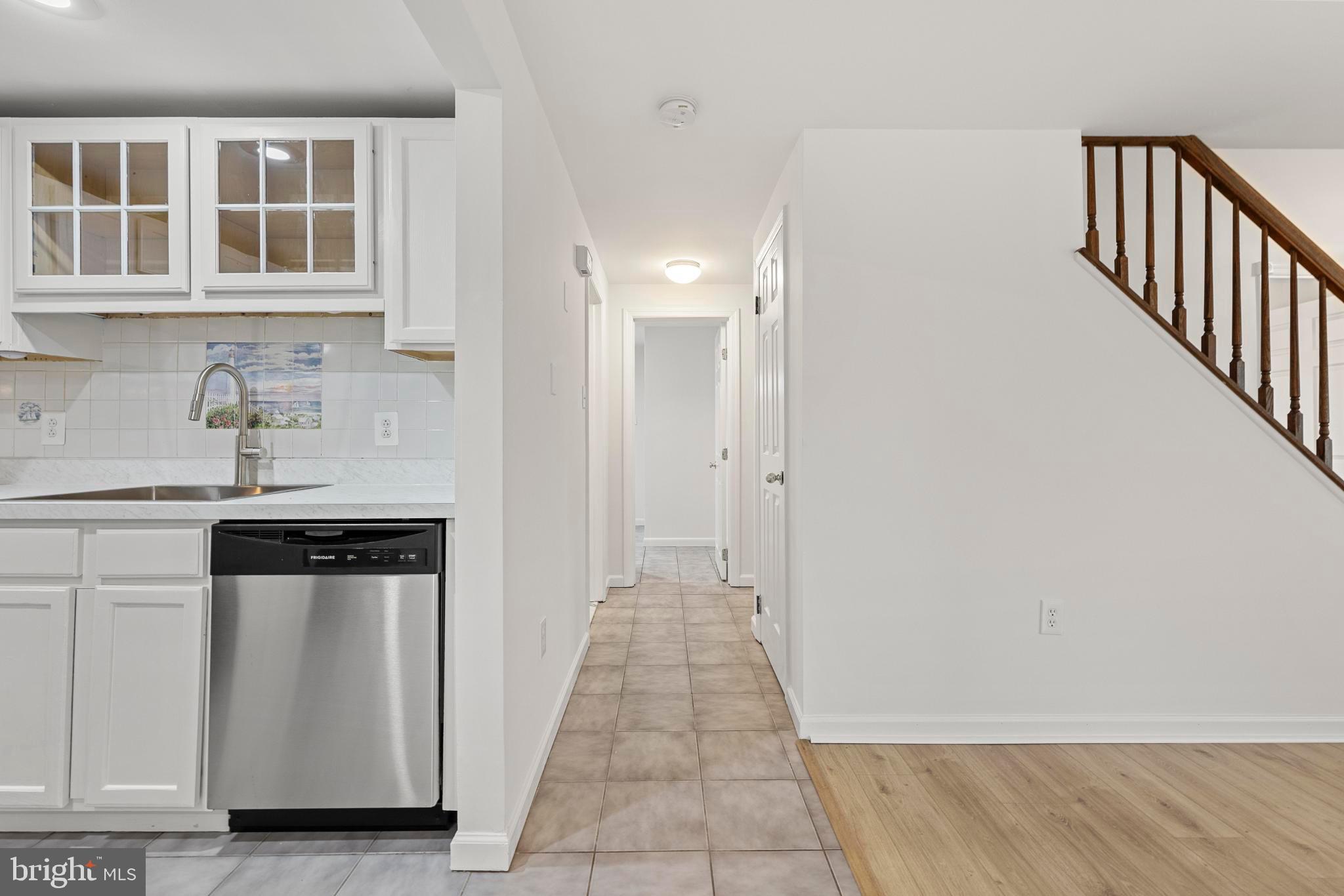 141 Bowsprit Road Manahawkin, NJ 08050 - Photo 12 of 39 Gallery Image 12