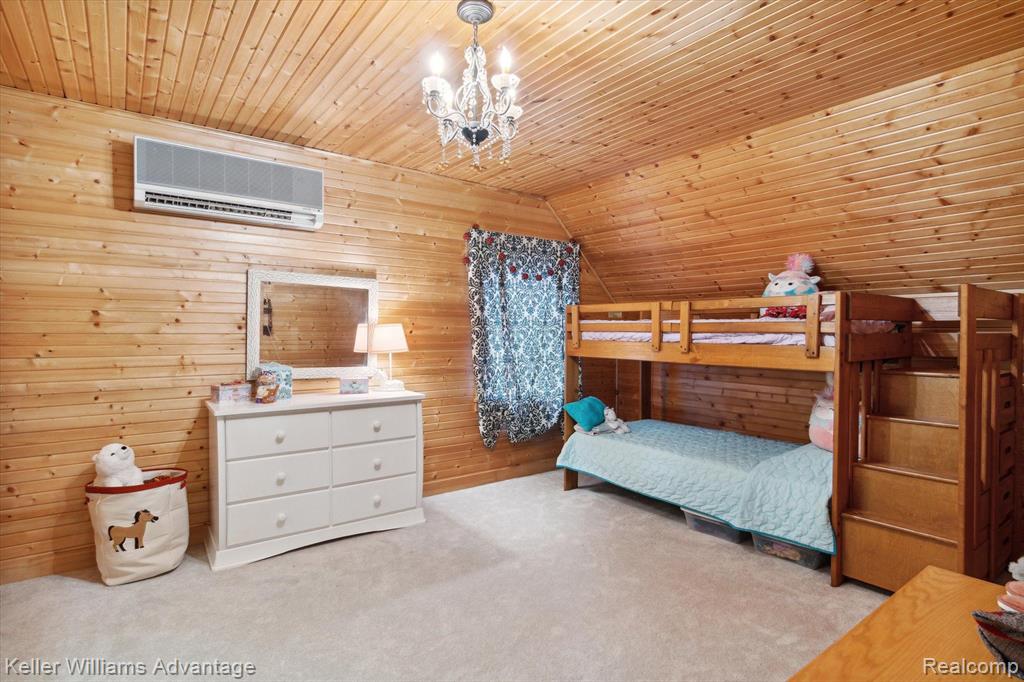 4655 Middle Road Highland, MI 48357 - Photo 38 of 72