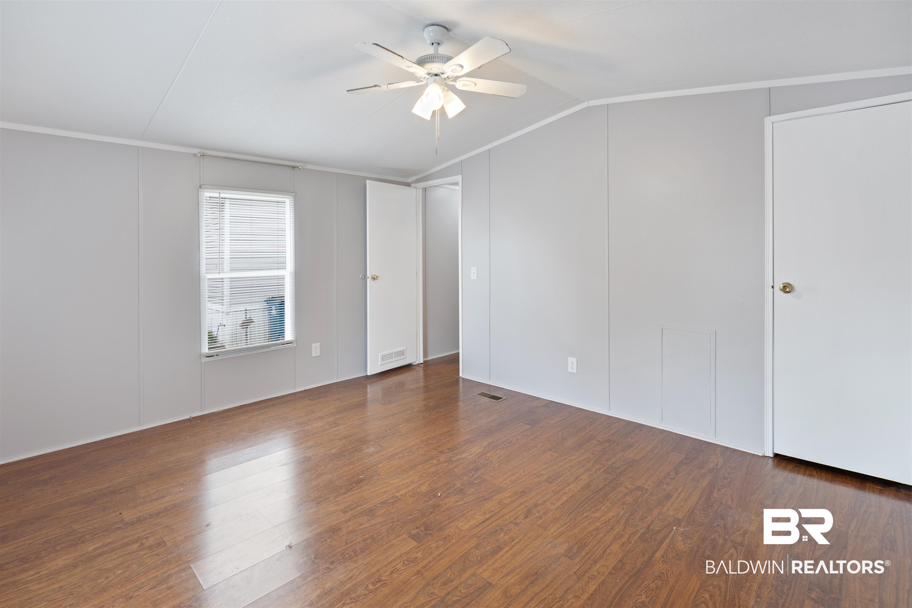 25351 Canal Road Orange Beach, AL 36561 - Photo 19 of 32 Gallery Image 19