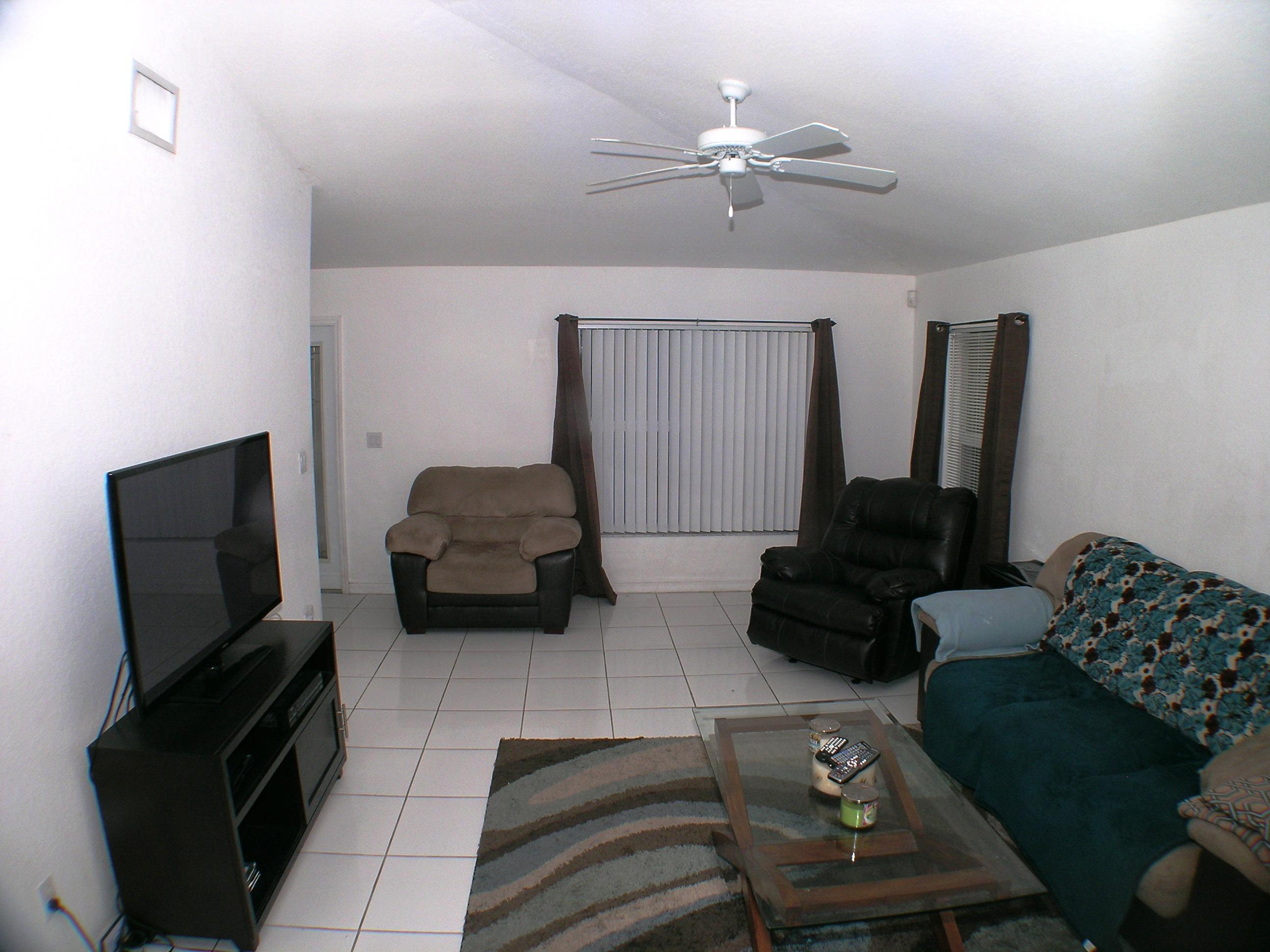 4885 Lincoln Road Delray Beach, FL 33445 - Photo 3 of 16 DSCN8904