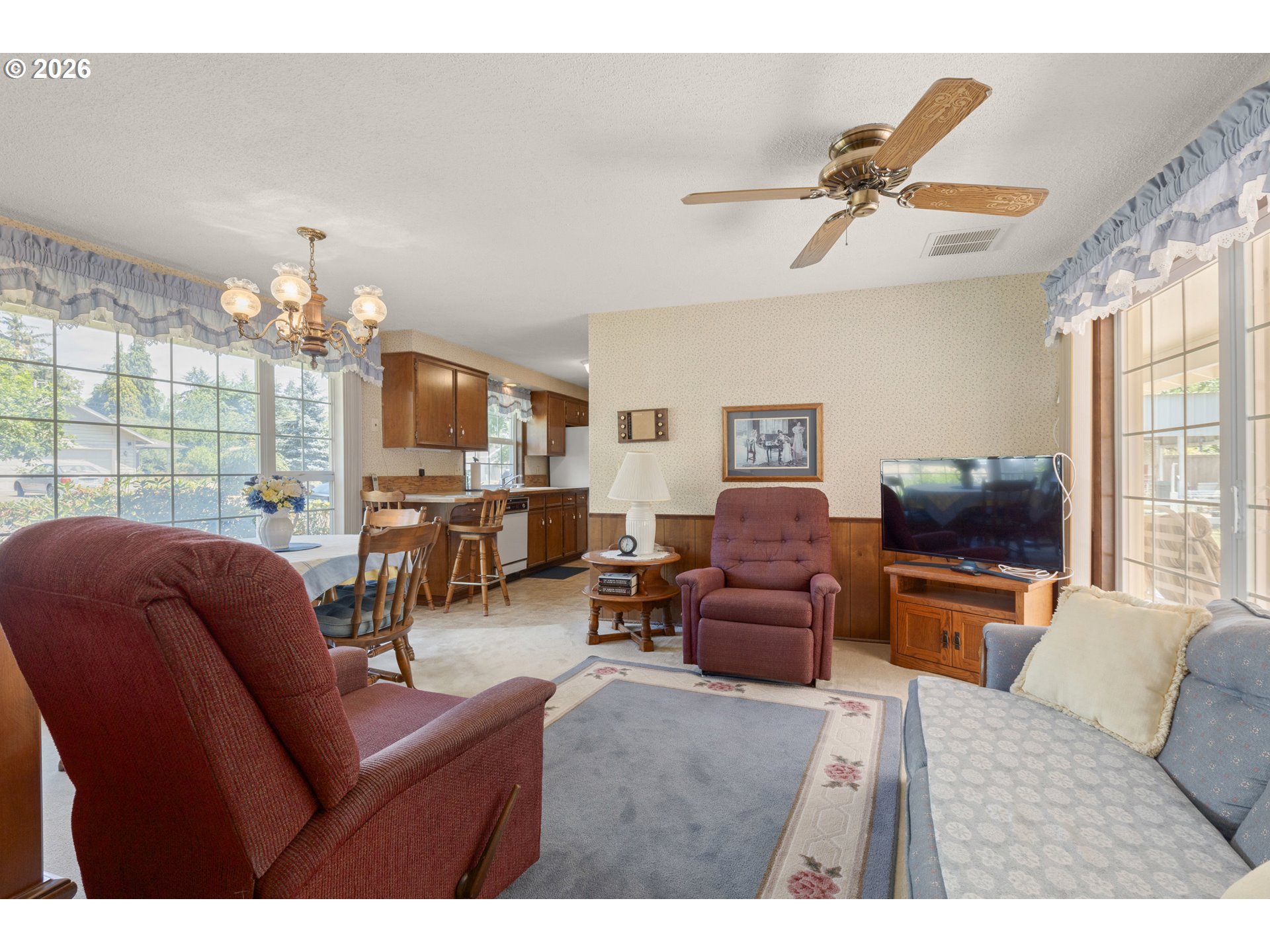 310 Hatton Avenue Eugene, OR 97404 - Photo 12 of 47