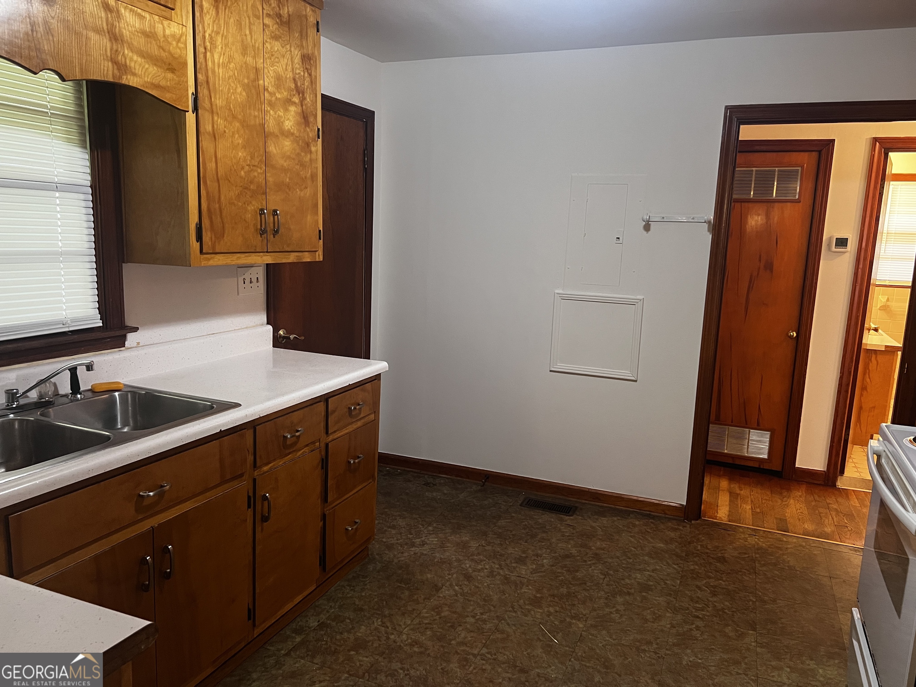 5261 Adams Street Covington, GA 30014 - Photo 12 of 25