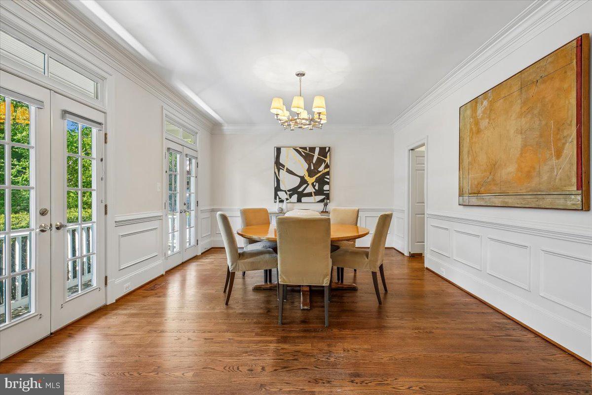 6302 Walhonding Road Bethesda, MD 20816 - Photo 12 of 101 Dining