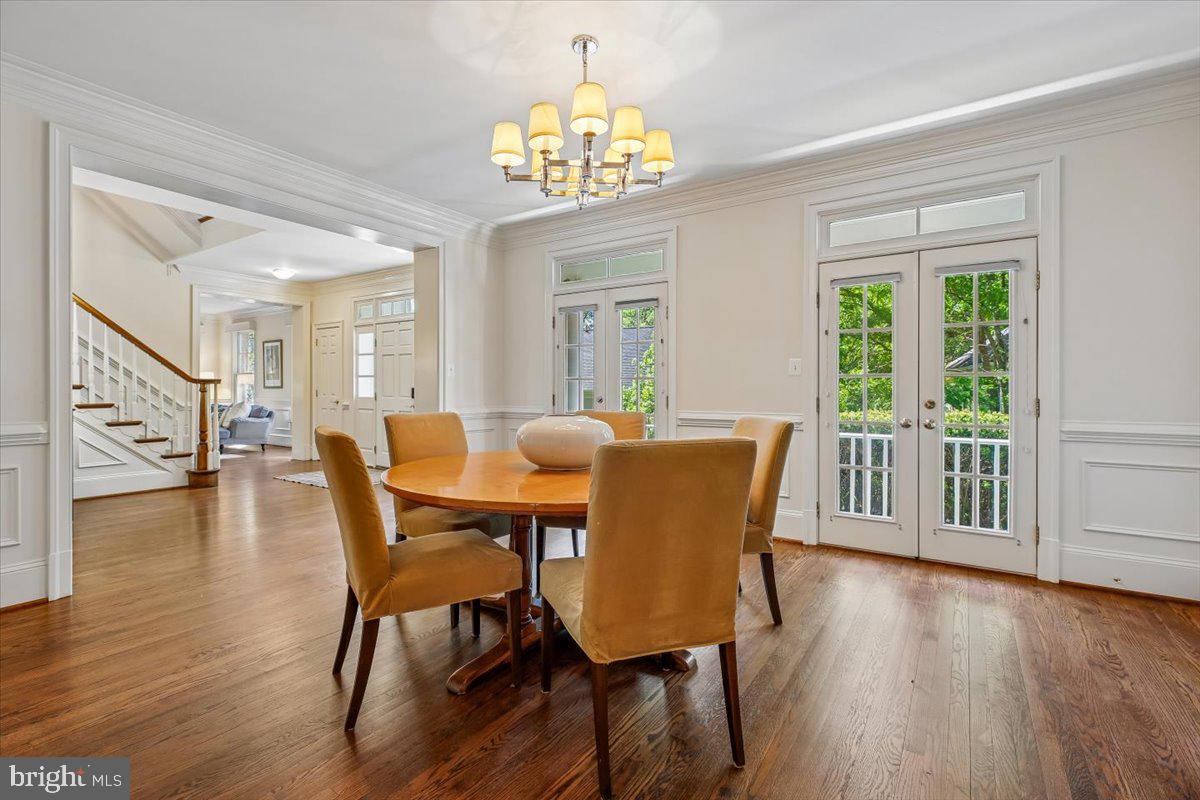 6302 Walhonding Road Bethesda, MD 20816 - Photo 14 of 101 Dining