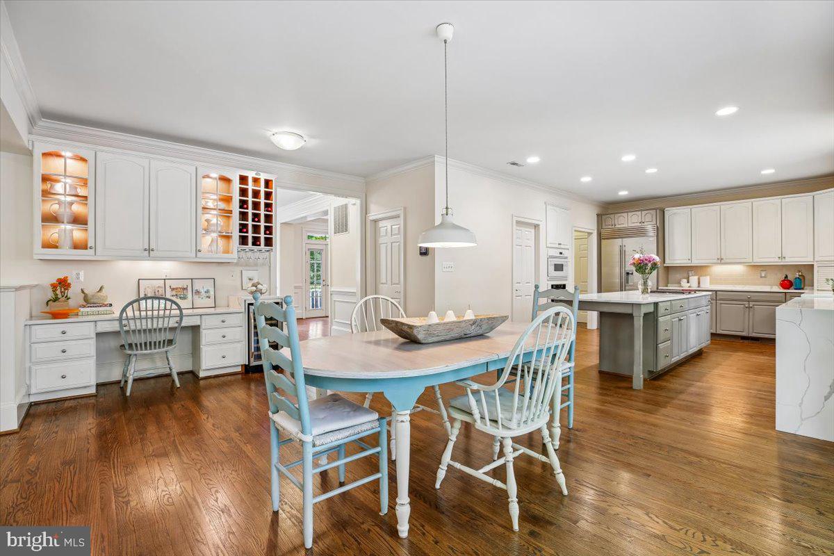 6302 Walhonding Road Bethesda, MD 20816 - Photo 26 of 101 Kitchen