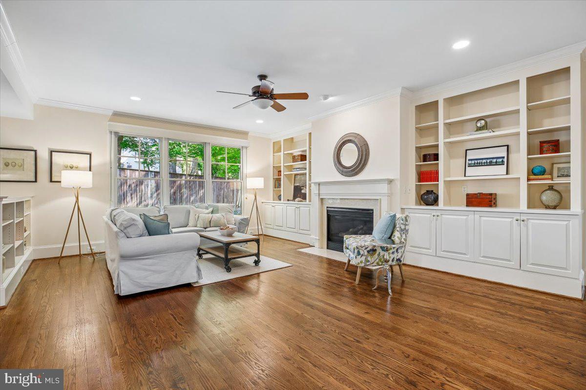 6302 Walhonding Road Bethesda, MD 20816 - Photo 32 of 101 Family Room