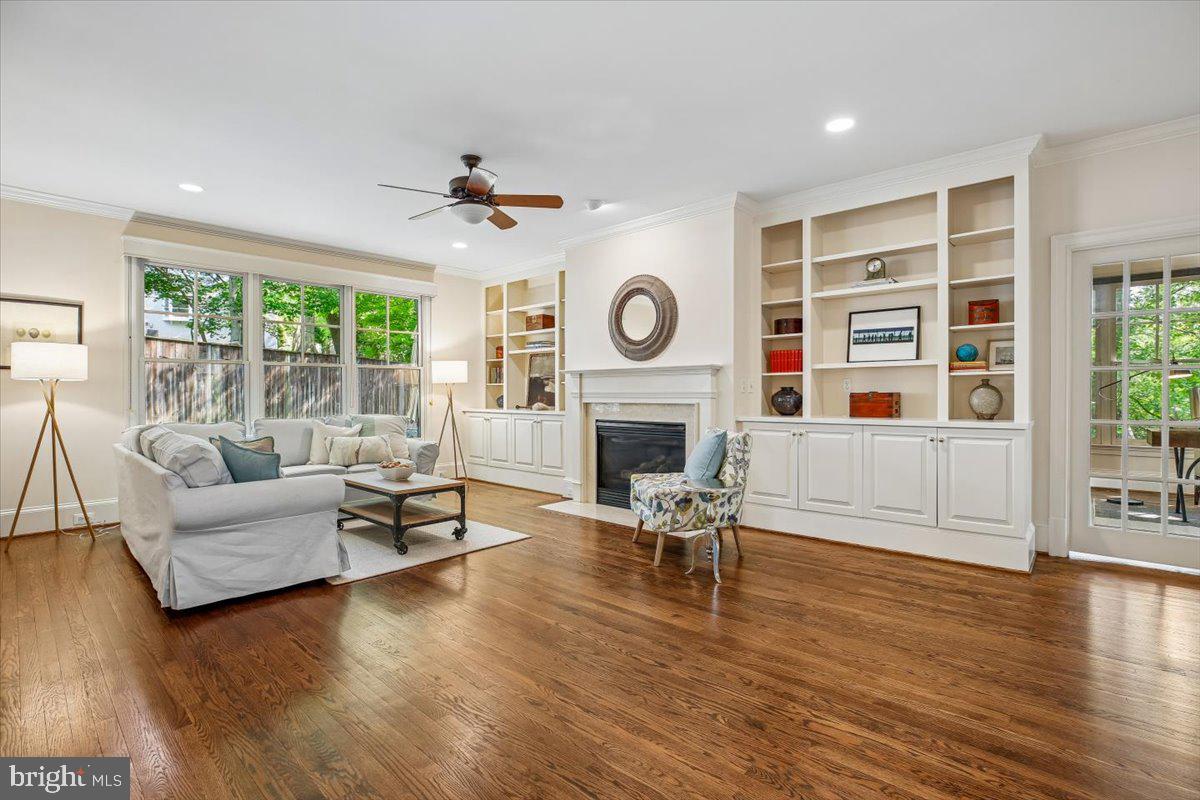 6302 Walhonding Road Bethesda, MD 20816 - Photo 33 of 101 Family Room