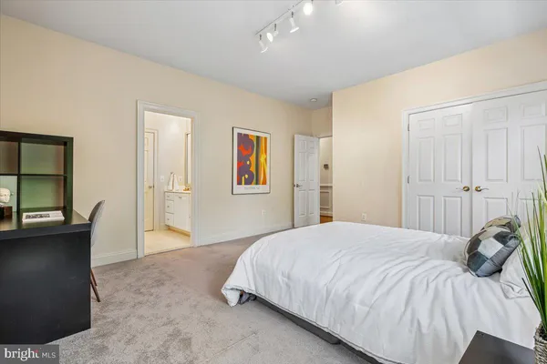 $2,295,000 | 6302 Walhonding Road, Bethesda, MD 20816