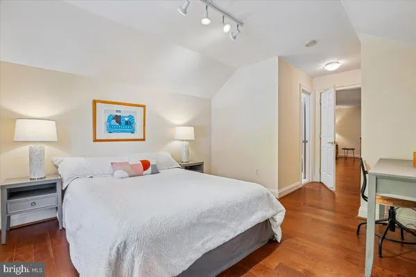 $2,295,000 | 6302 Walhonding Road, Bethesda, MD 20816