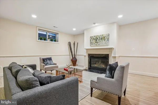 $2,295,000 | 6302 Walhonding Road, Bethesda, MD 20816