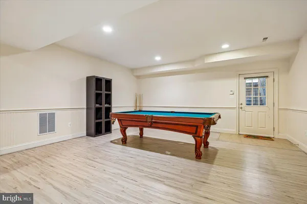 $2,295,000 | 6302 Walhonding Road, Bethesda, MD 20816