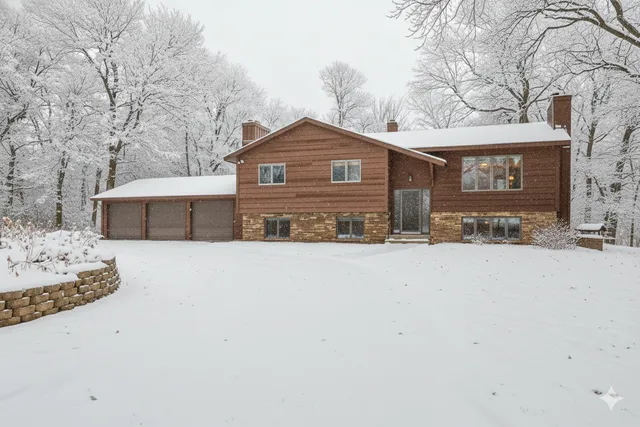 $549,000 | 368 280th Street, Osceola, WI 54020
