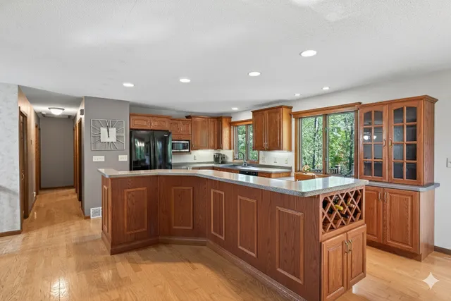 $549,000 | 368 280th Street, Osceola, WI 54020